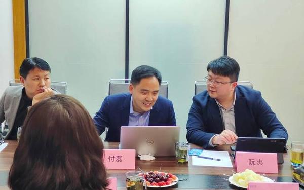 华融证券 华融证券董事长